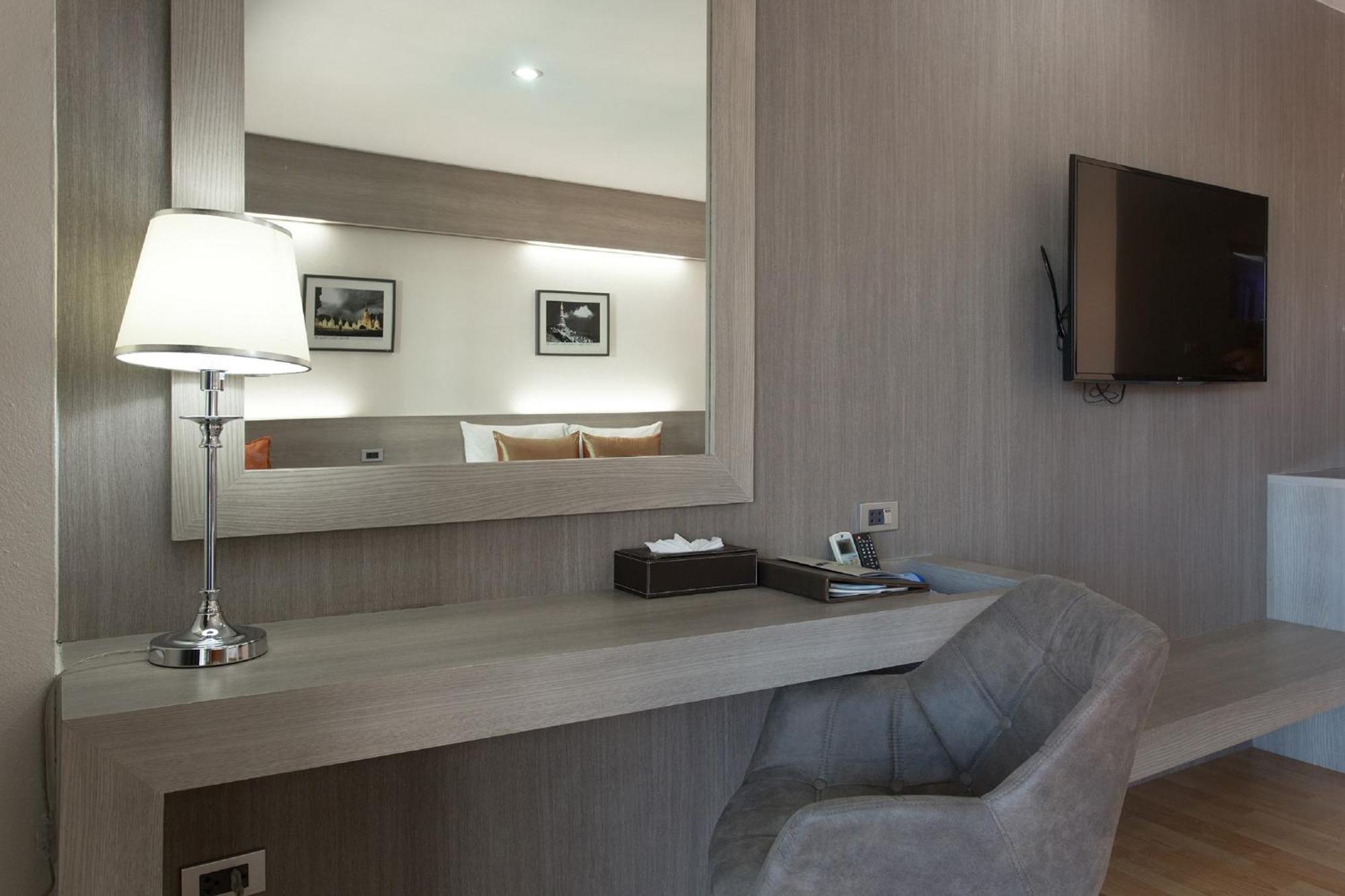 Khum Phucome Hotel -Sha Extra Plus Чиангмай Экстерьер фото